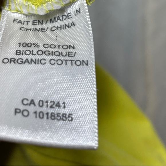 Twik crop top short sleeve graphic shirt - Picture 4 of 6